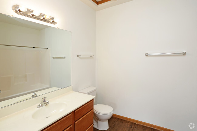 1HAB, 1BA - 730 ft² - Baño - Fountain View Apartments