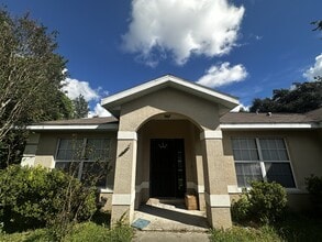 Building Photo - 3865 SW 138th Pl