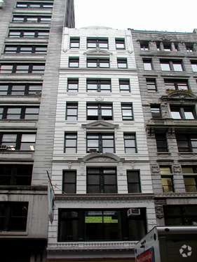 Building Photo - 20 E 17th St