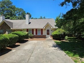 Building Photo - 1980 Cheatham Woods Dr SW