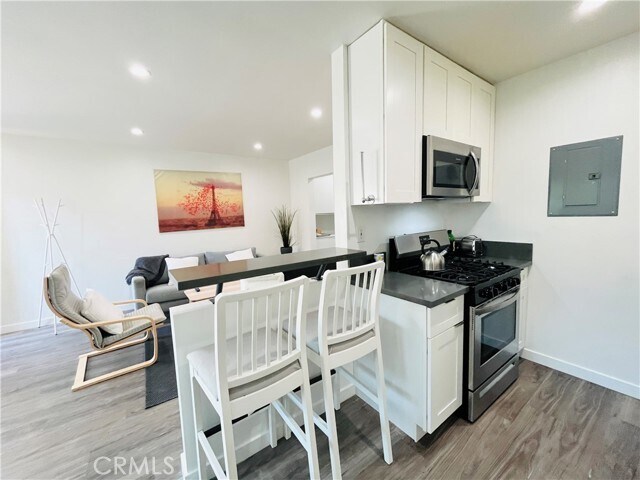 Foto del edificio - 3864 Inglewood Blvd