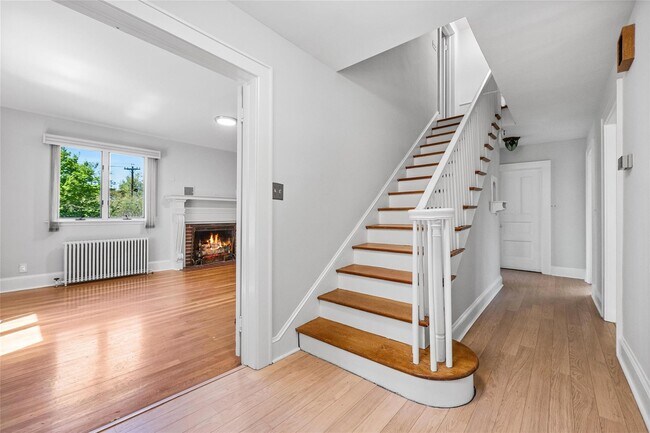 Foto del edificio - 515 Mountainview Ave