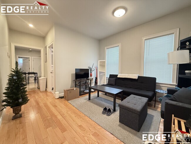 Foto del edificio - 82 Newbury St