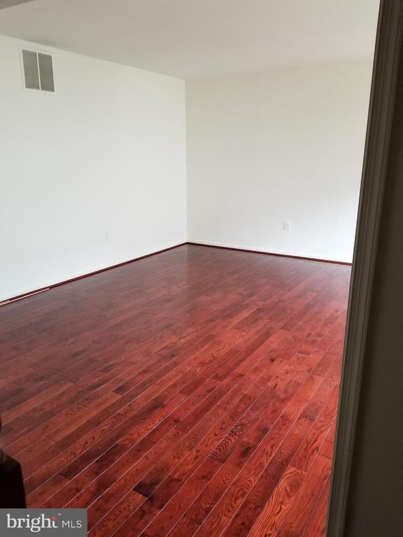 Foto del edificio - 6060 Morgan Ct