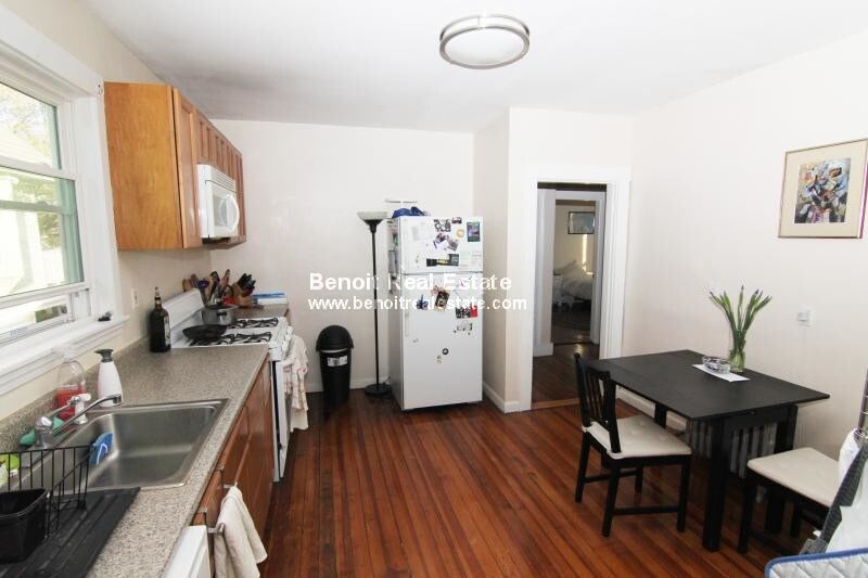 24 Burnham St, Somerville, MA 02144 Apartments at 24 Burnham St