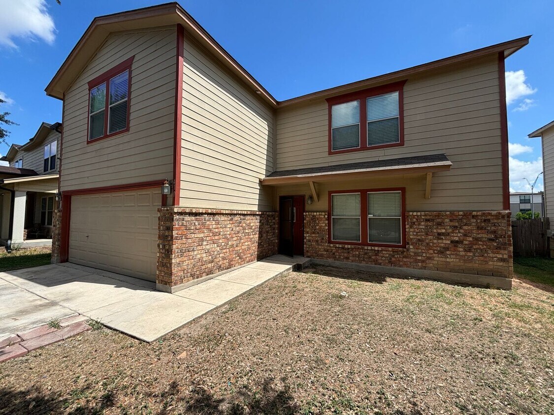 Primary Photo - Great location 151 and Ingram!