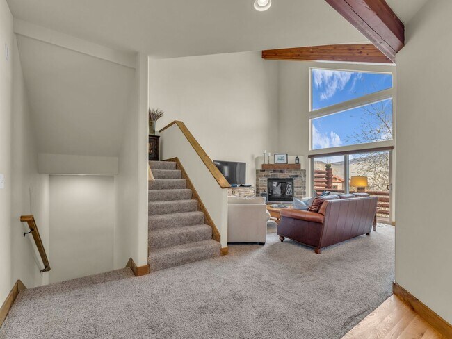 Foto del edificio - Cedar Ridge Townhome  **Mid-April thru November Rental**