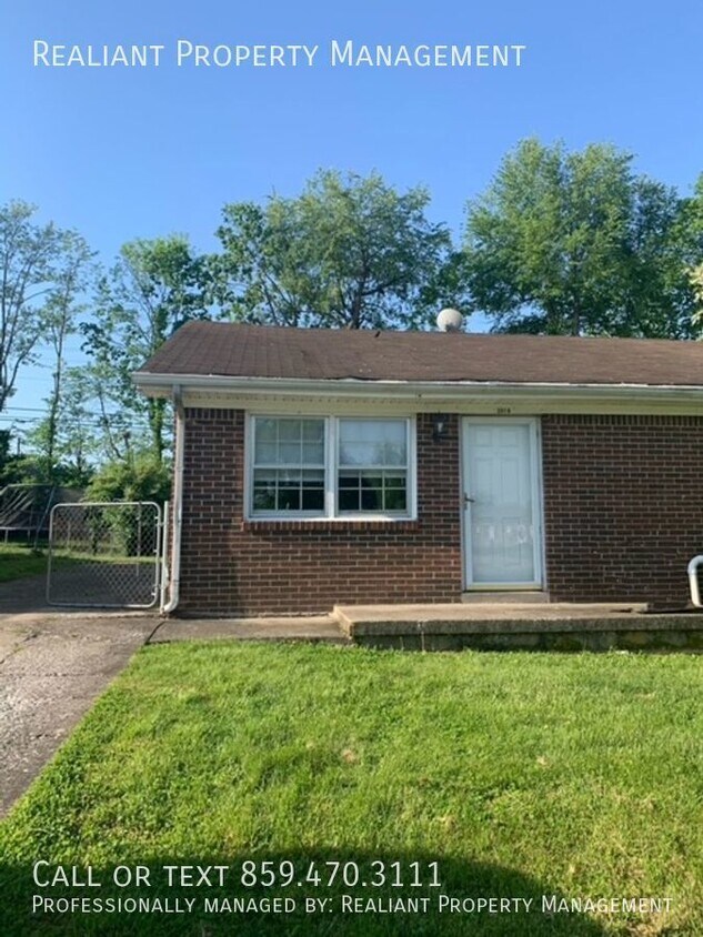 201 Longview Dr, Nicholasville, KY 40356 Room for Rent in