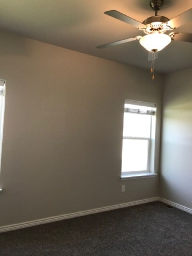 Building Photo - 1243 Langford Way