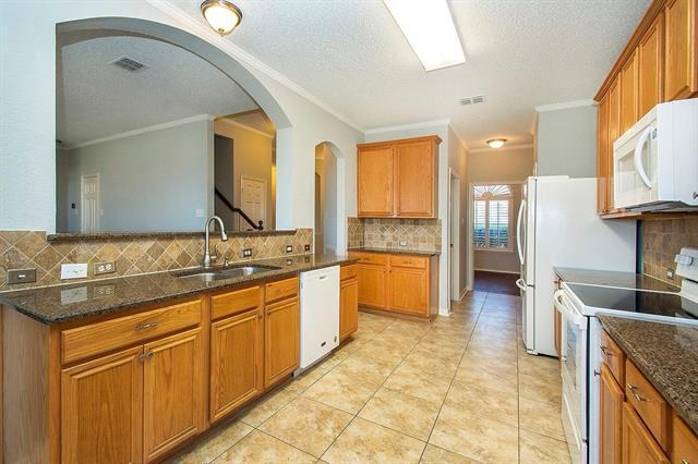 Foto del edificio - 406 Leameadow Dr