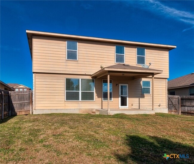 Building Photo - 10021 Fantail Ln