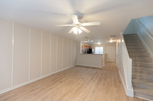 Building Photo - 306 Snowy Owl Ct
