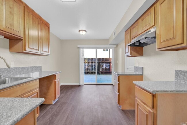 Building Photo - 1393 Callen St
