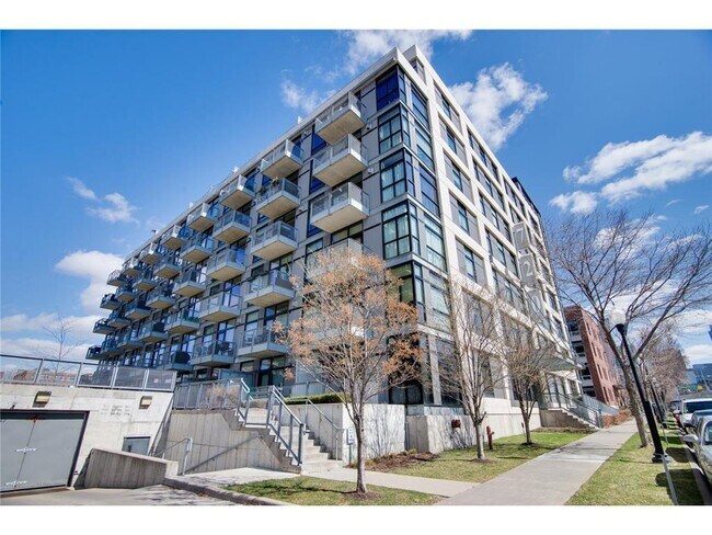 Building Photo - 720 N 4th St
