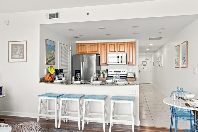 Foto del edificio - 17729 Front Beach Rd