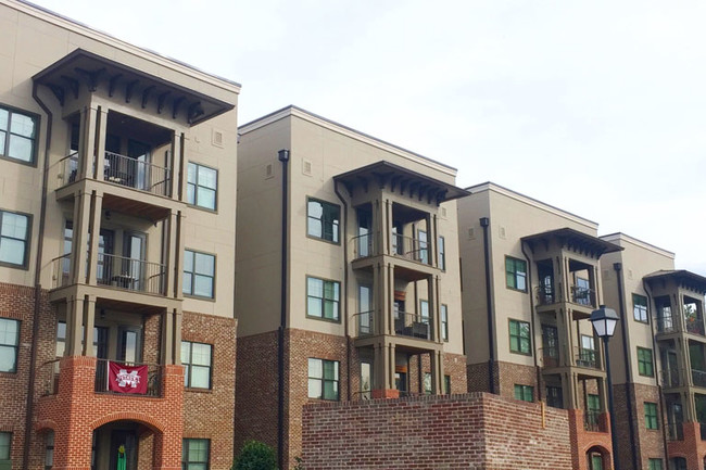 Edificio - The Balcony MSU | Student Housing