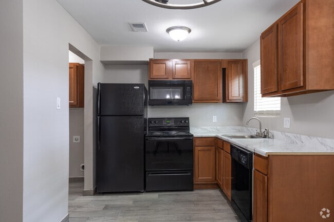 2BR, 2BA - 981SF - The Monaco Villas
