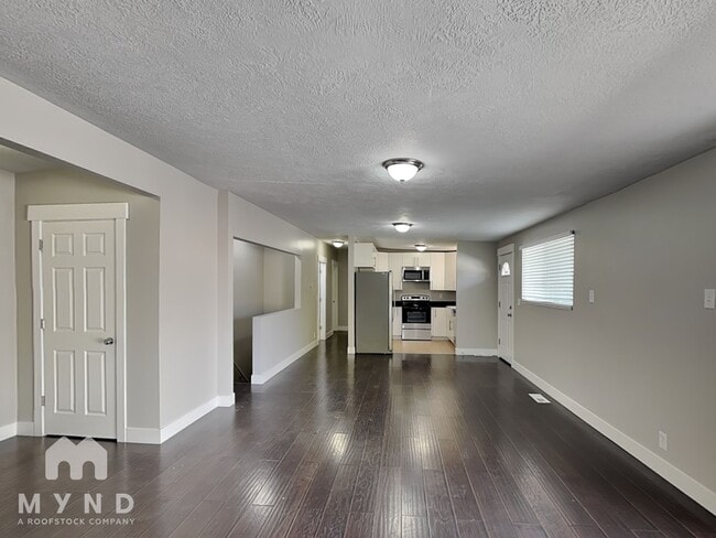 Building Photo - 8446 W 3450 S