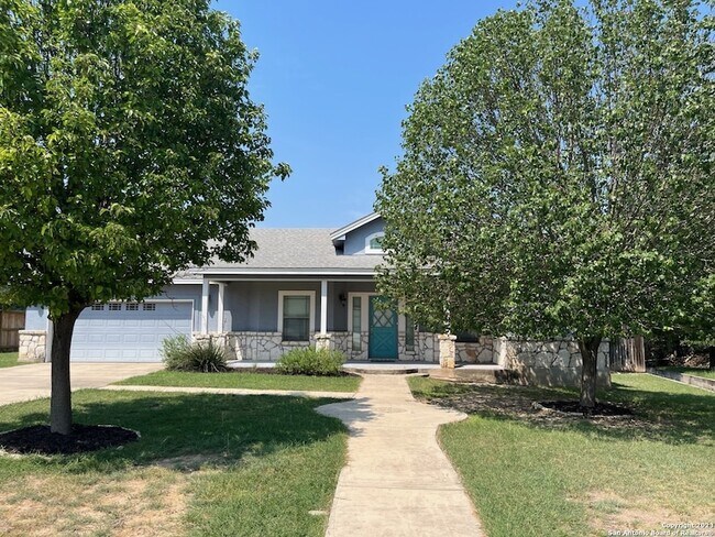 Foto del edificio - 1835 White Tail Ln