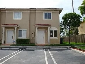 Building Photo - 17106 SW 138th Ct