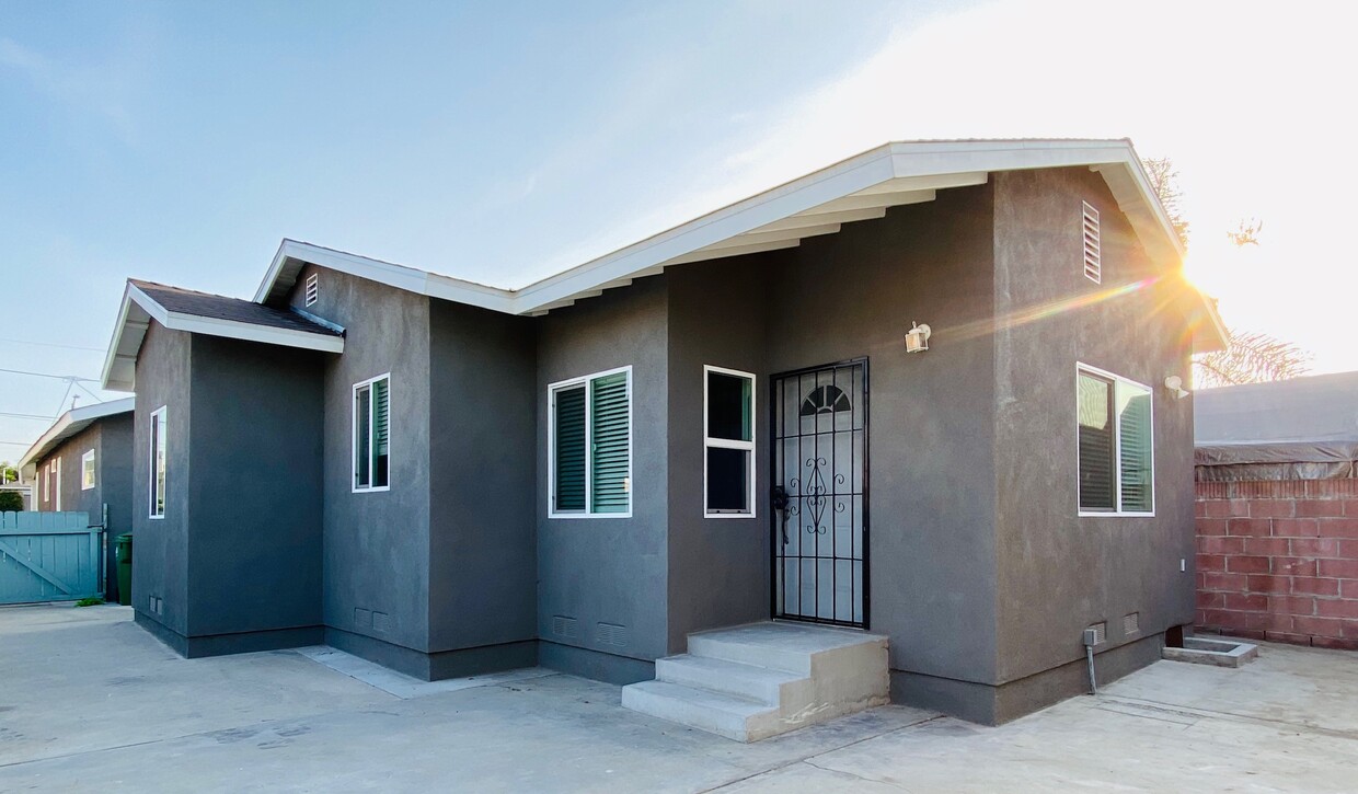 Front of house - 1657 W 216th St