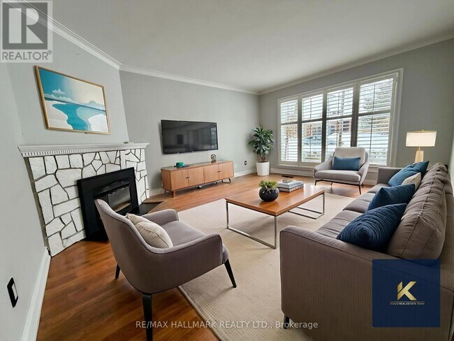 Building Photo - 12 Sweetland Rd