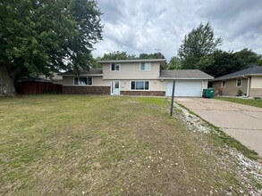 Building Photo - 7509 Regent Ave N