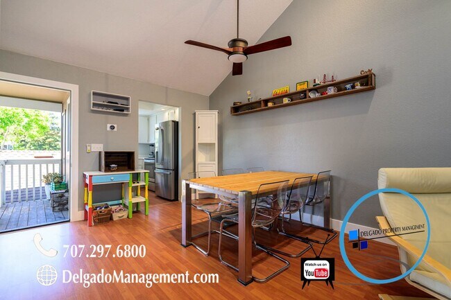 Building Photo - Benicia! Gorgeous two bedroom condo with d...