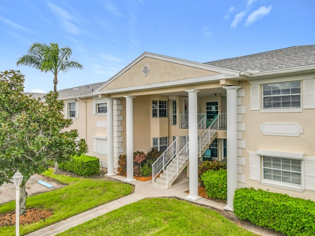 Building Photo - 760 Lake Orchid Cir