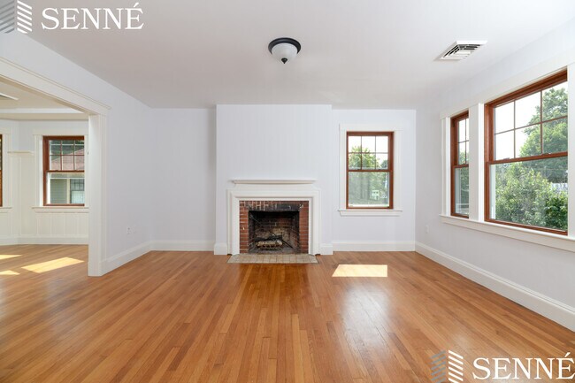 Foto del edificio - 159 Corey St