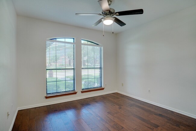 Building Photo - 3065 Old Mill Run