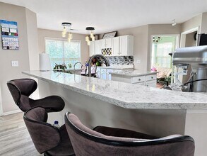 Building Photo - 5172 Vinings Bend