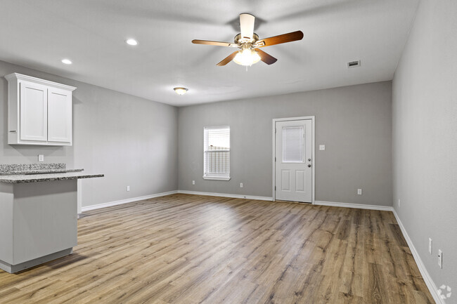 3BR, 2.5BA - 1356SF - Living Room - Winner's Circle