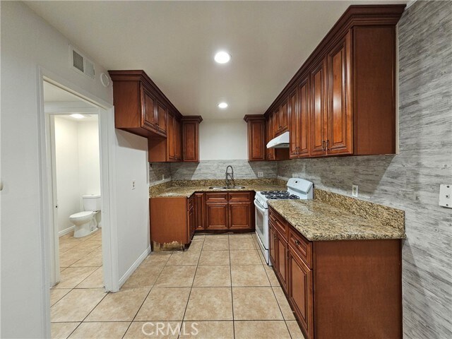 Building Photo - 12815 Stagecoach Ln
