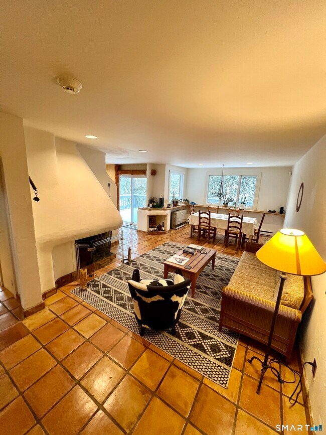 Foto del edificio - 290 Cliffside Dr