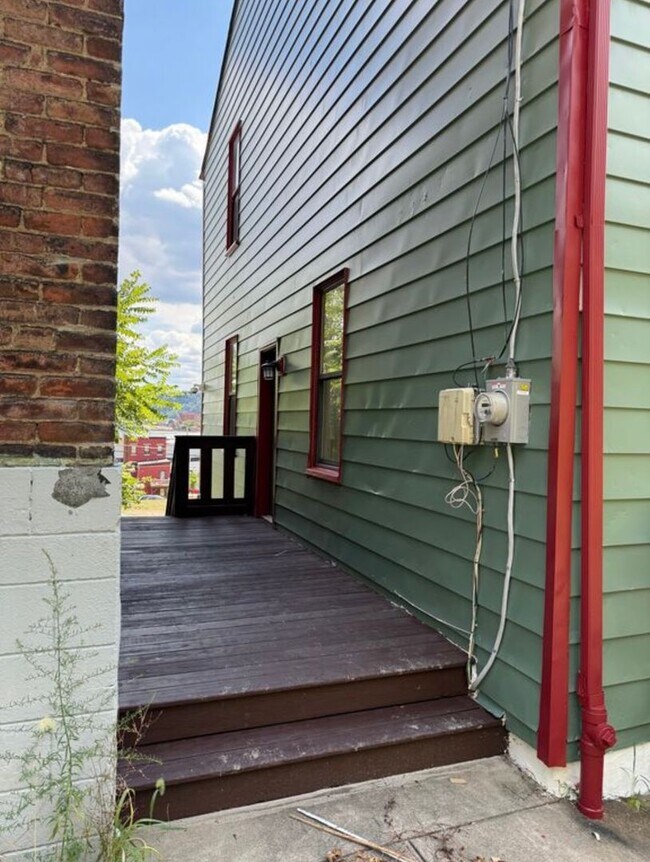 Foto del edificio - 939 Lamont St