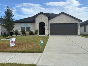 Building Photo - 31707 Melkridge Rd