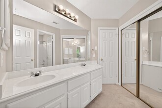 Building Photo - 19102 Weeping Oak Ct