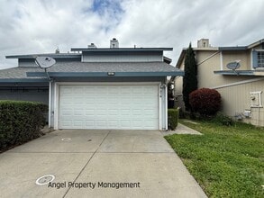Building Photo - 7219 Kallie Kay Ln