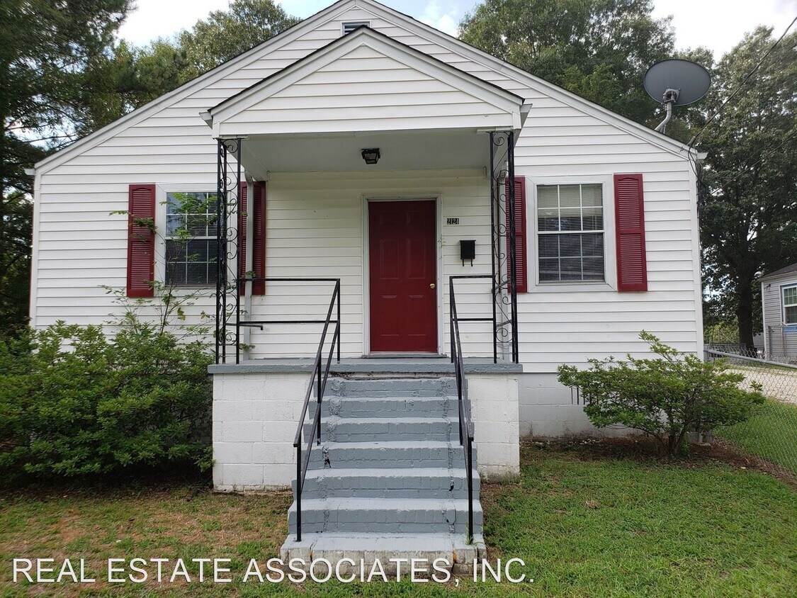 Foto principal - 2 br, 1 bath House - 2124 Aiken Avenue