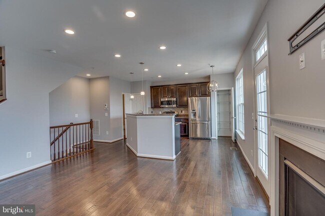 Building Photo - 21718 Indian Summer Terrace