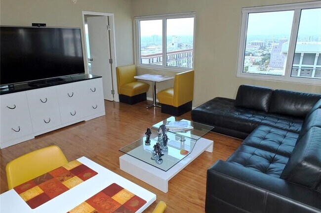 Foto del edificio - 525 E Seaside Way