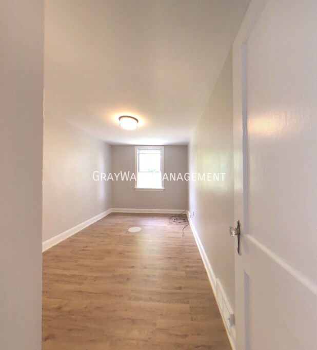 Foto del edificio - $2,000 - 3 Bedroom 1 Bathroom House In Col...