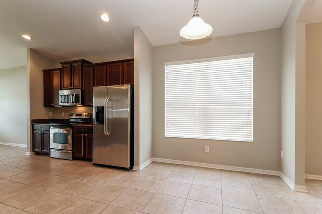 Building Photo - 7320 Forest Mere Dr