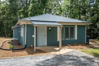 Building Photo - 150 Old Princeton Rd