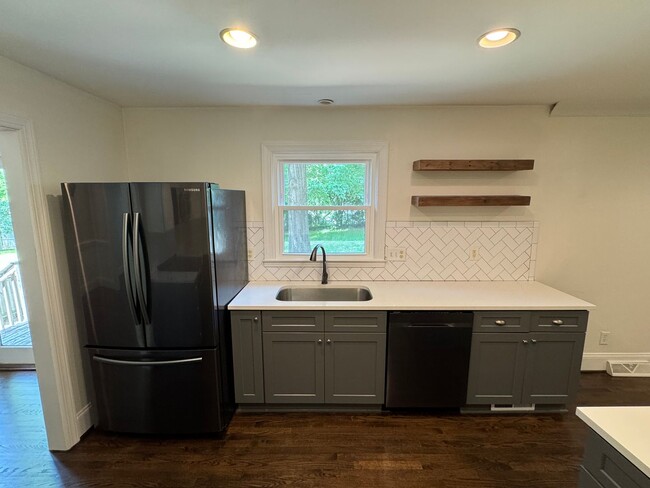Building Photo - 10832 Osprey Dr