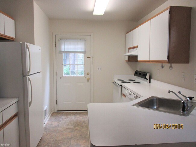 Foto del edificio - 907 E Huron St