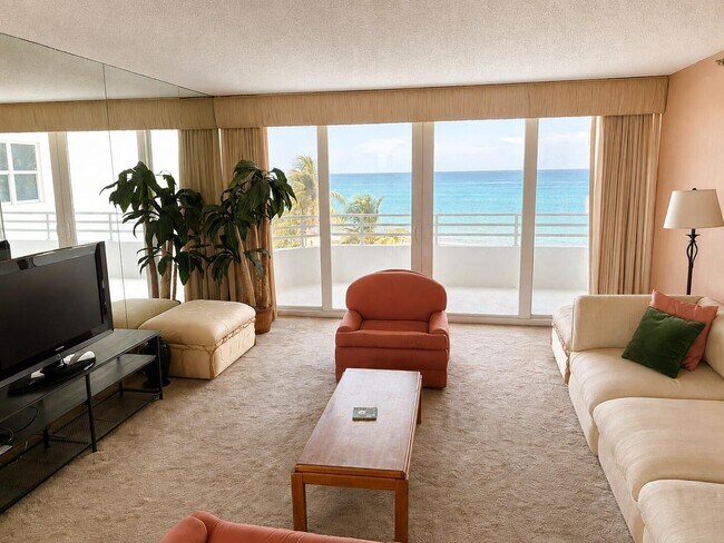 Foto del edificio - 3407 S Ocean Blvd