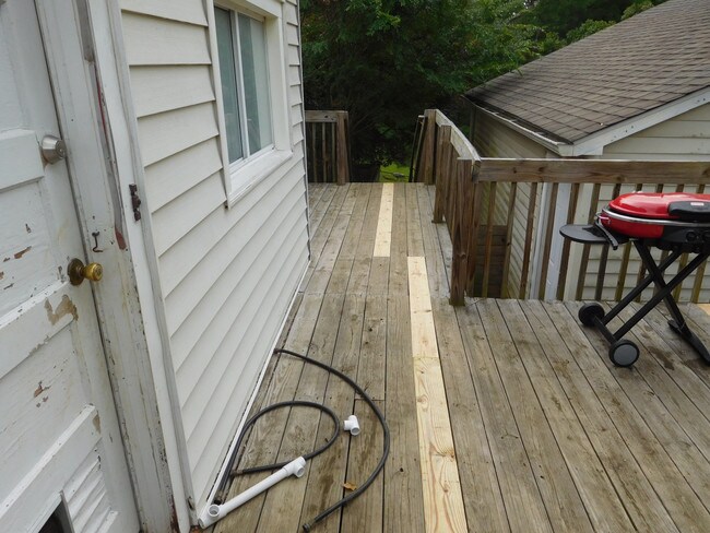 Building Photo - 116 Hammett