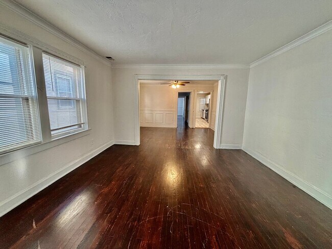 Foto del edificio - 5017-5019 Wyandotte St